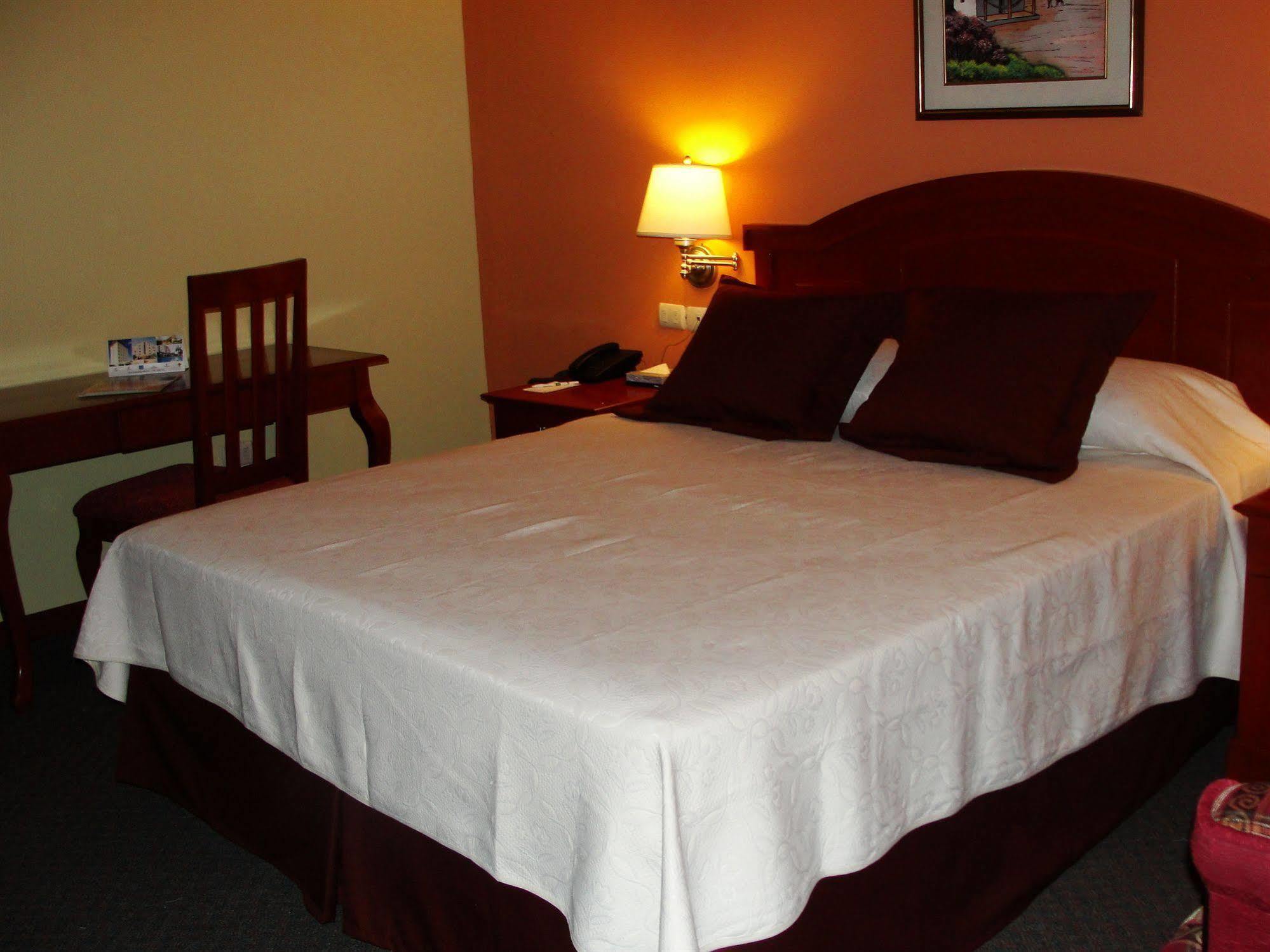 Hotel Sevilla Usulutan Εξωτερικό φωτογραφία